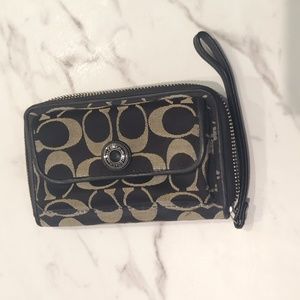 Coach • Black & Grey Wallet
